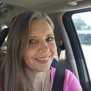 Meet your Posher, Christy